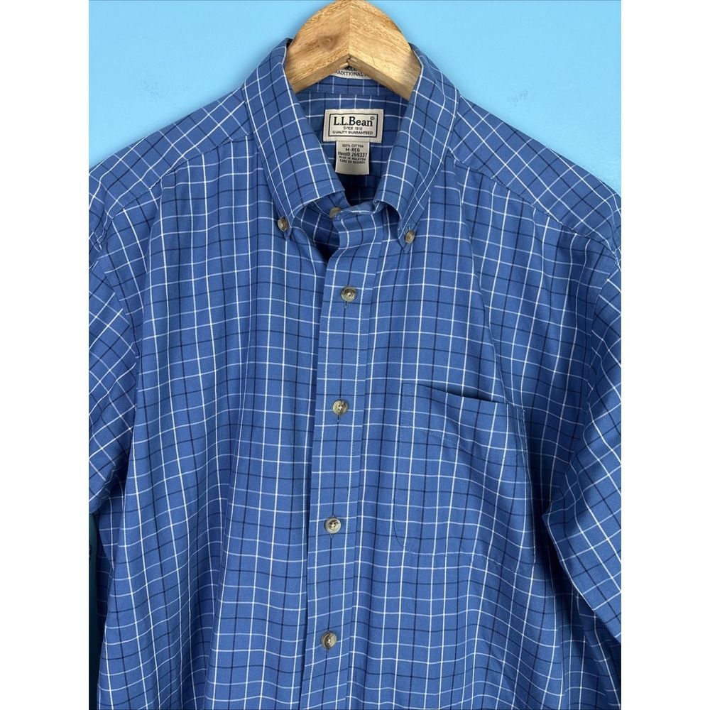 LL Bean Shirt Mens Medium Regular Long Sleeve Button Down Blue Plaid Gorpcore